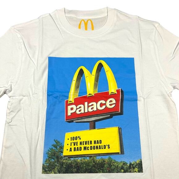 Palace X McDonalds Sign NWT Deadstock ‘23 T-shirt - Picture 3 of 7